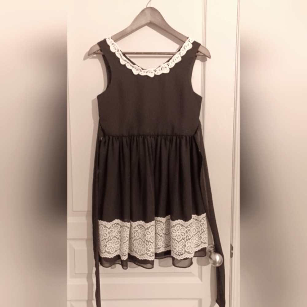 Chic Black Dress with White Lace Accents